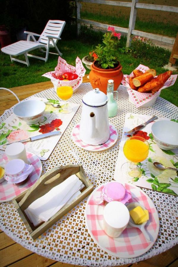 Les Roulottes Des Songes De L'Authie Bed & Breakfast Boufflers Ngoại thất bức ảnh